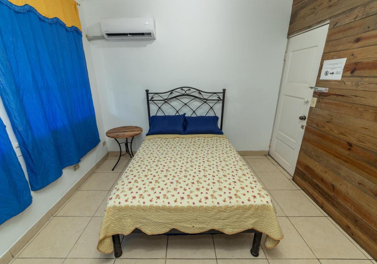 Hostal Amador Familiar 파나마시티 외부 사진